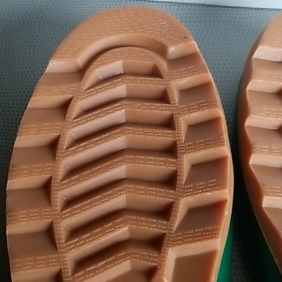 Mid West low top rain boots - Picture 7 of 11